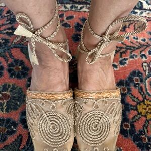 Stuart Weitzman Tan Espadrilles with Embroidery
